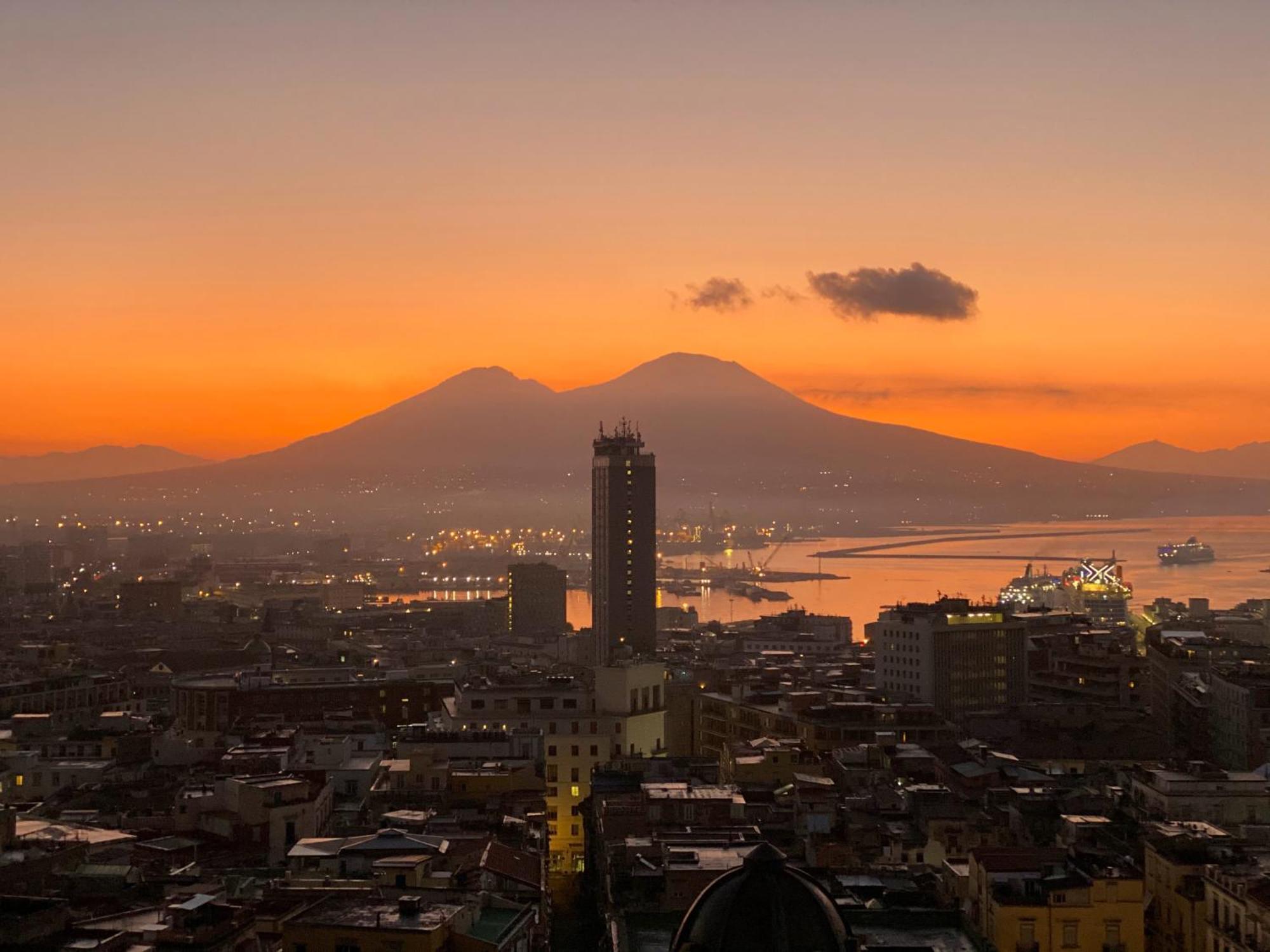 Il Sole Di Montesanto Bed & Breakfast Naples Luaran gambar